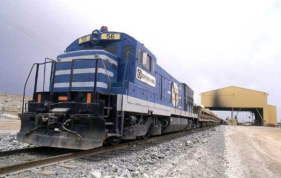 Ferrocarril de la empresa minera Southern Perú.